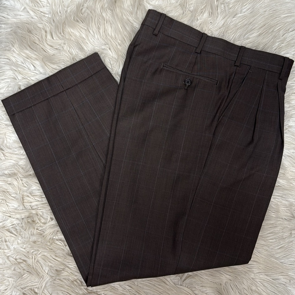 Andrew Fezza Suit - Picture 4 of 7